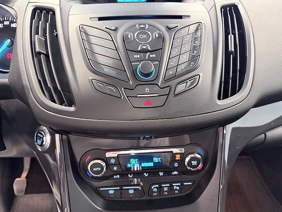 Ford Kuga 13 of 15