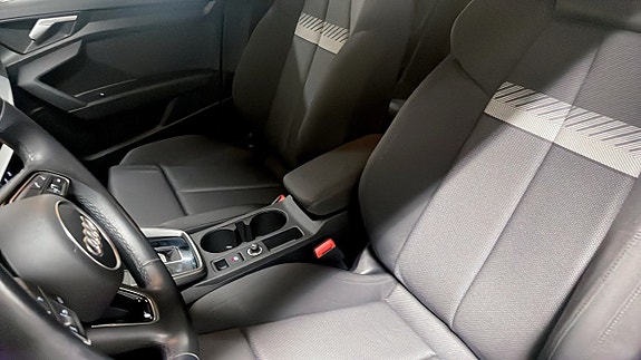 Audi A3 8 of 12