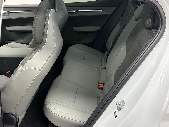Volvo EX30 15 of 20