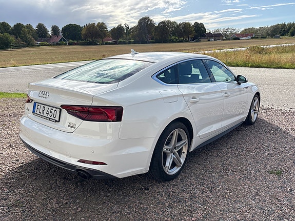 Audi A5 4 of 6