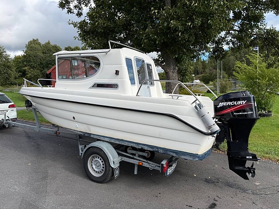 Bella 570 C  Mercury 60 hk EFI 4-takt 2005 4 of 12