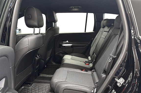 Mercedes-Benz EQB300 10 of 11