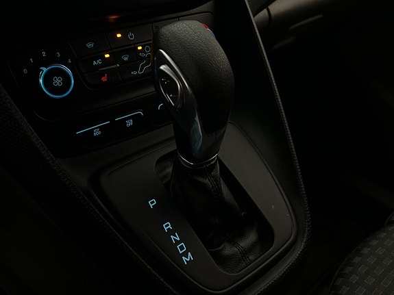 Ford Transit Connect 24 of 30