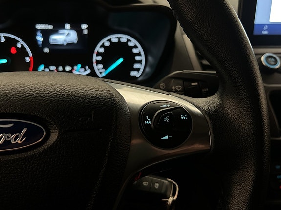 Ford Transit Connect 19 of 30