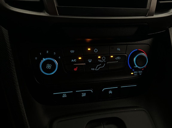 Ford Transit Connect 23 of 30