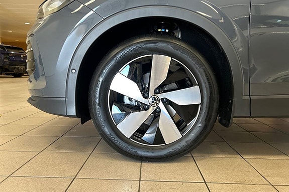 Volkswagen Tiguan 13 of 15