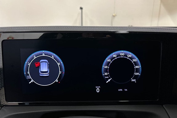 Volkswagen Tiguan 12 of 15