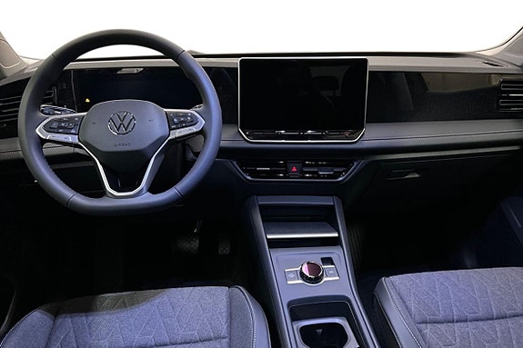 Volkswagen Tiguan 7 of 15