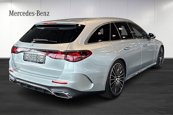 Mercedes-Benz E300 4 of 12