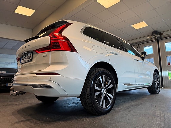 Volvo XC60 4 of 28