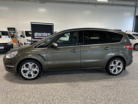 Ford S-MAX 9 of 23