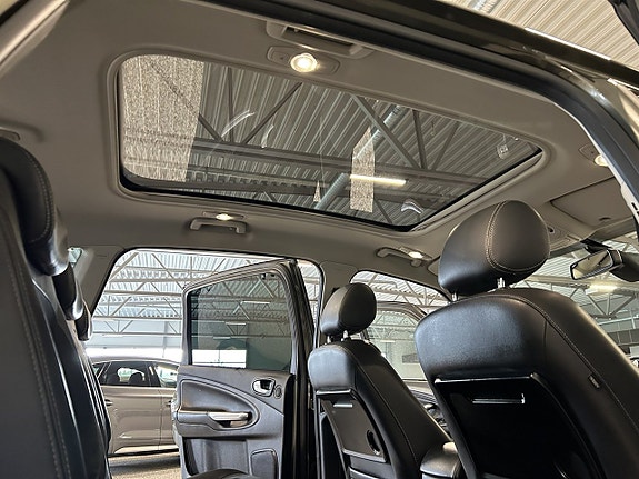 Ford S-MAX 21 of 23