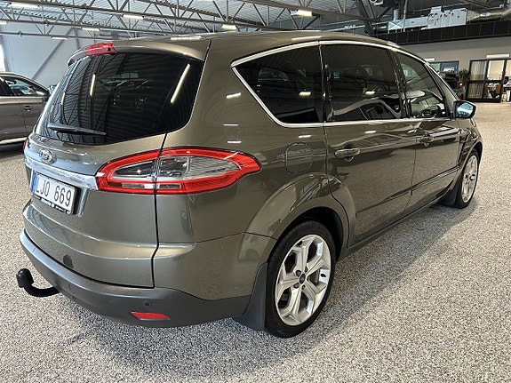 Ford S-MAX 4 of 23