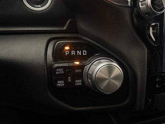 Dodge RAM 1500 24 of 30