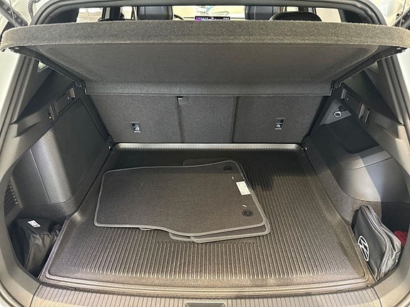 Volkswagen Tiguan 21 of 23