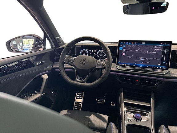 Volkswagen Tiguan 9 of 23