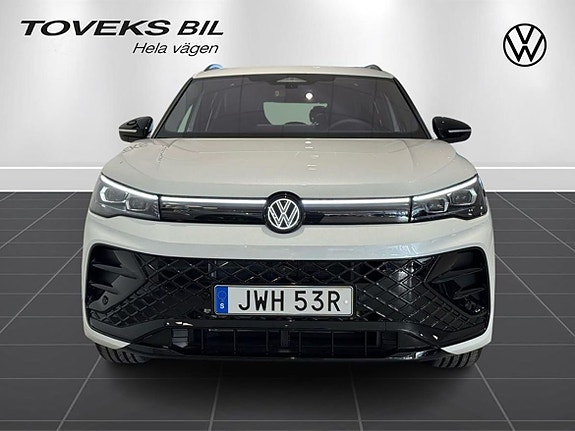 Volkswagen Tiguan 5 of 23