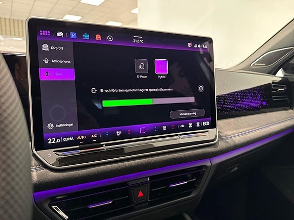 Volkswagen Tiguan 12 of 23