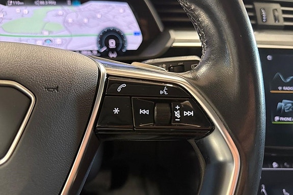 Audi Q8 22 of 25