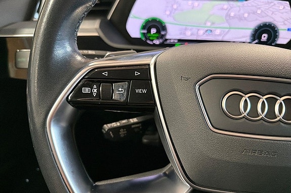 Audi Q8 21 of 25
