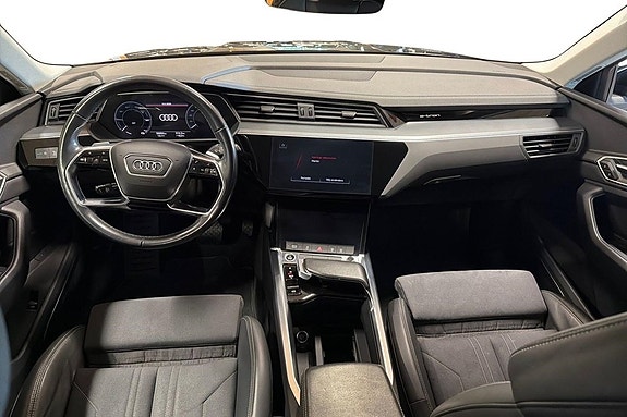 Audi Q8 8 of 25