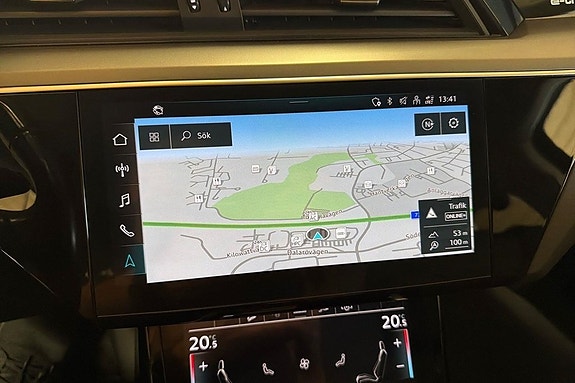 Audi Q8 10 of 25