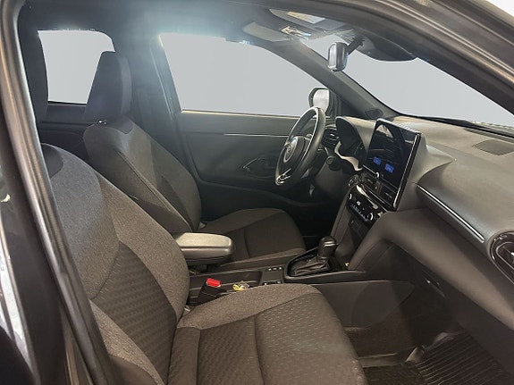 Toyota Yaris Cross 6 of 15