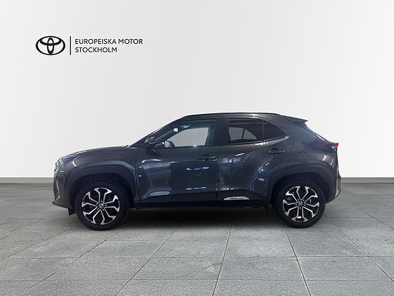 Toyota Yaris Cross 3 of 15