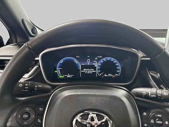 Toyota Corolla Cross 15 of 19