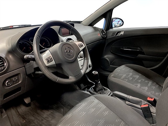Opel Corsa 4 of 15