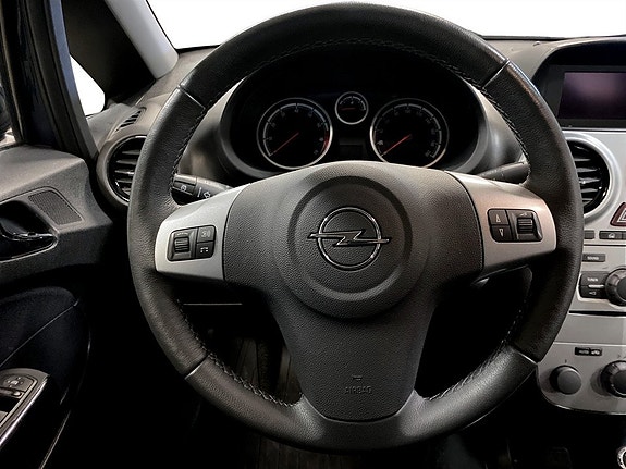 Opel Corsa 7 of 15