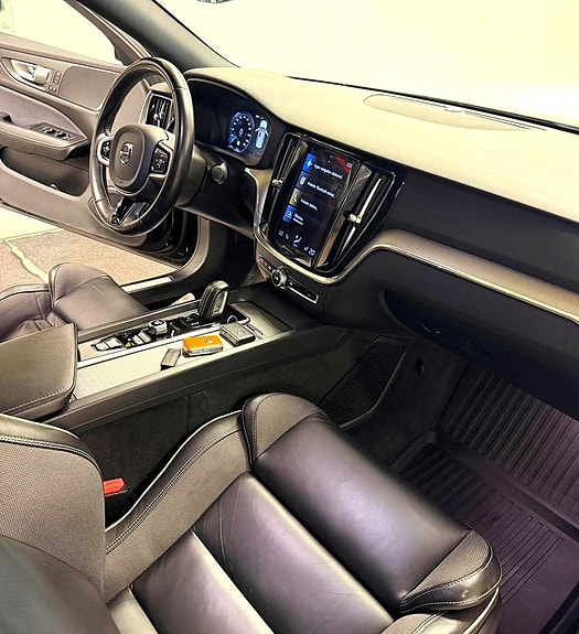 Volvo S60 19 of 21