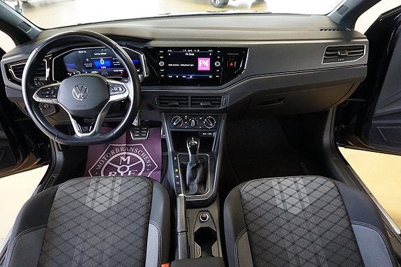 Volkswagen Taigo 10 of 15