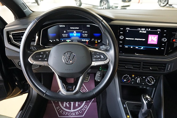 Volkswagen Taigo 11 of 15