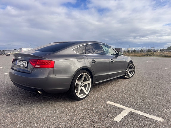 Audi A5 3 of 6
