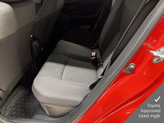 Toyota Yaris Cross 8 of 14