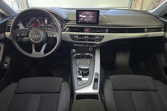 Audi A5 8 of 13