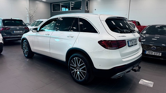 Mercedes-Benz GLC220 d 4 of 22