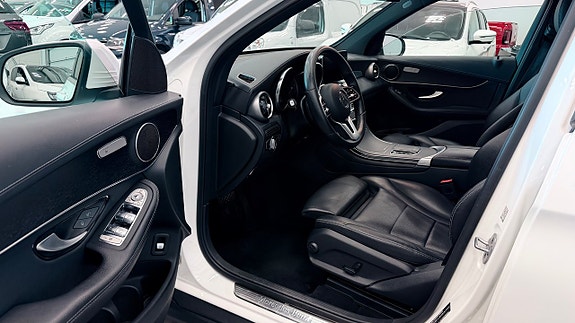 Mercedes-Benz GLC220 d 10 of 22