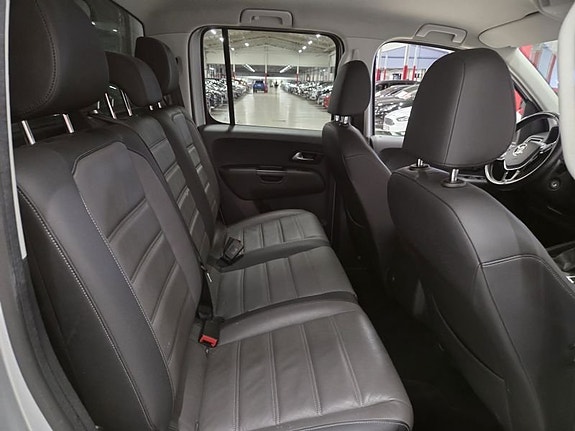 Volkswagen Amarok 5 of 10