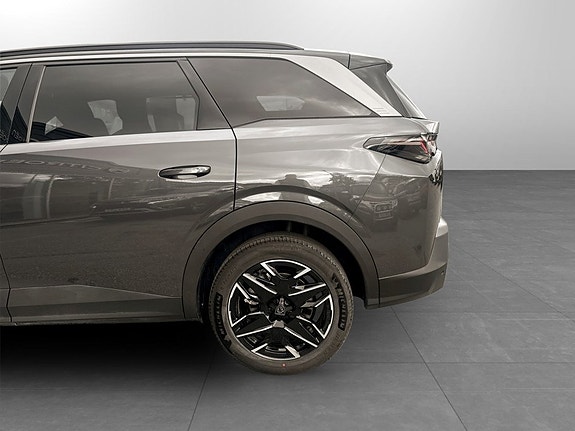 Peugeot 5008 14 of 15