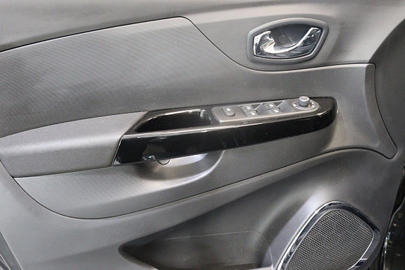 Renault Captur 14 of 21