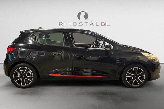 Renault Clio 8 of 17