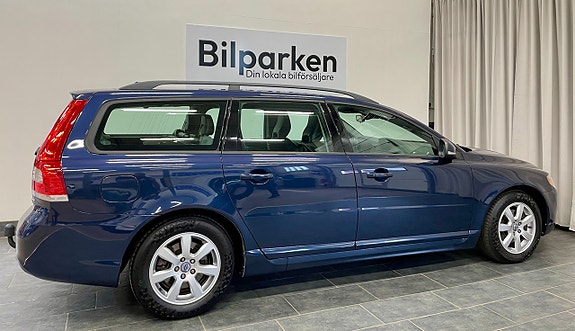 Volvo V70 5 of 22