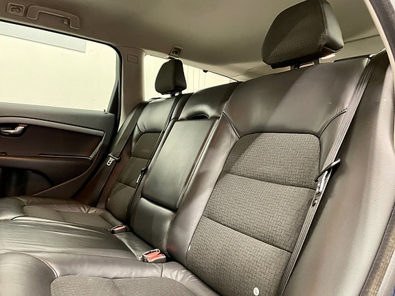 Volvo V70 18 of 22