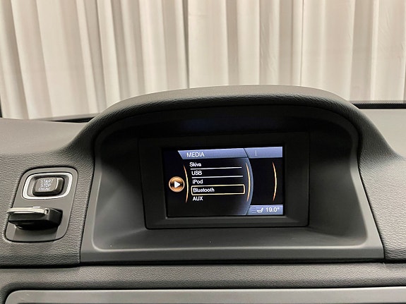 Volvo V70 13 of 22