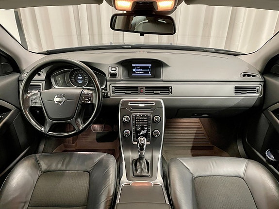 Volvo V70 15 of 22