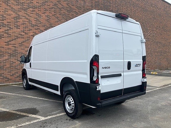 Iveco Daily 7 of 12