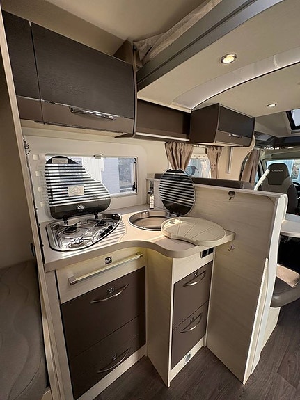 FIAT CHAUSSON 737. Dieselvärme/L-bädd/Taksäng/Ac mm.2017 6 of 12