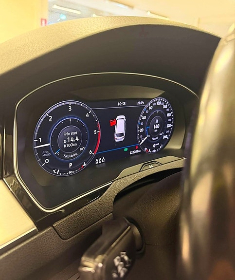 Volkswagen Passat 17 of 20
